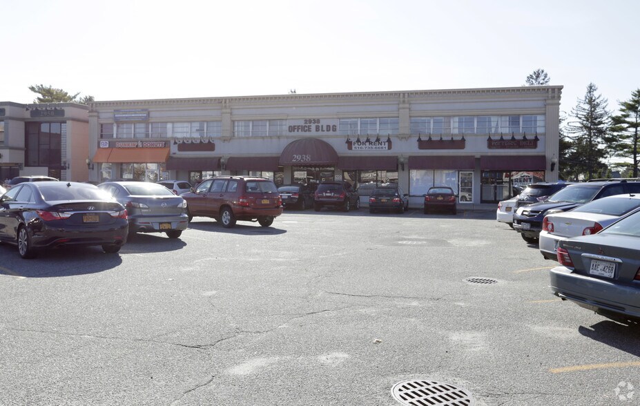 More Photos Of 2938 Hempstead Tpke, Levittown Office For Sale