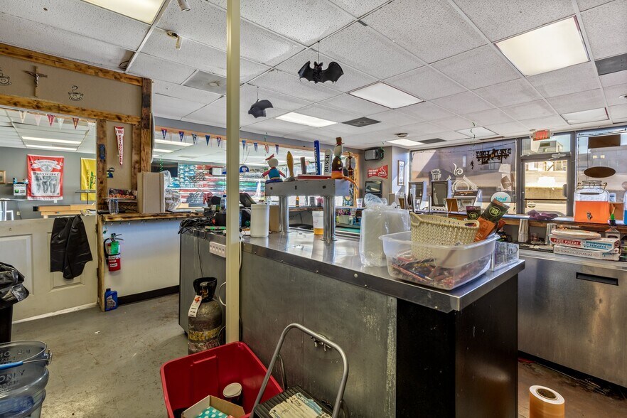 More Photos Of 516-522 Benham St, Bonne Terre Office For Lease