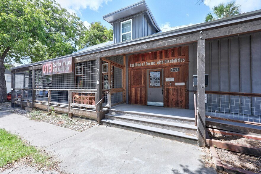 More Photos Of 1716 San Antonio St, Austin Loft Creative Space For Sale