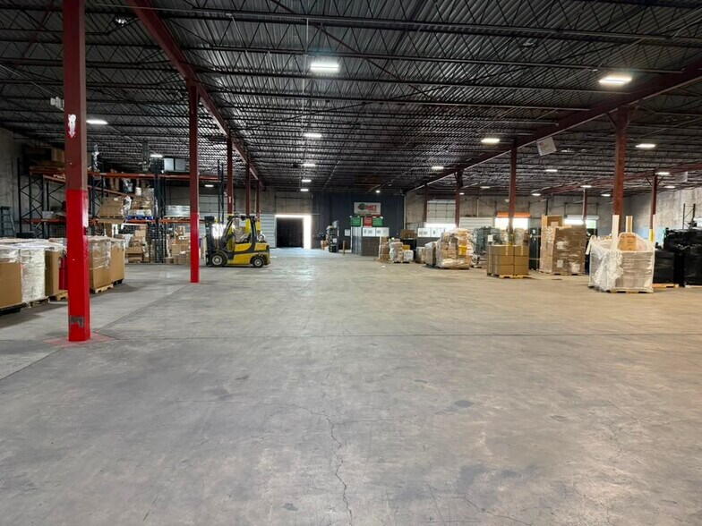 More Photos Of 4603 Warehouse Ln, Laredo Warehouse For Lease