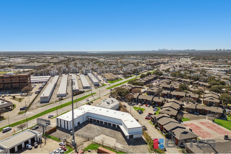 More Photos Of 9525 & 9535 Skillman St, Dallas Showroom For Sale