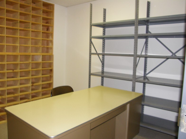 More Photos Of 2112 Industrial Dr, Niles Manufacturing For Sale