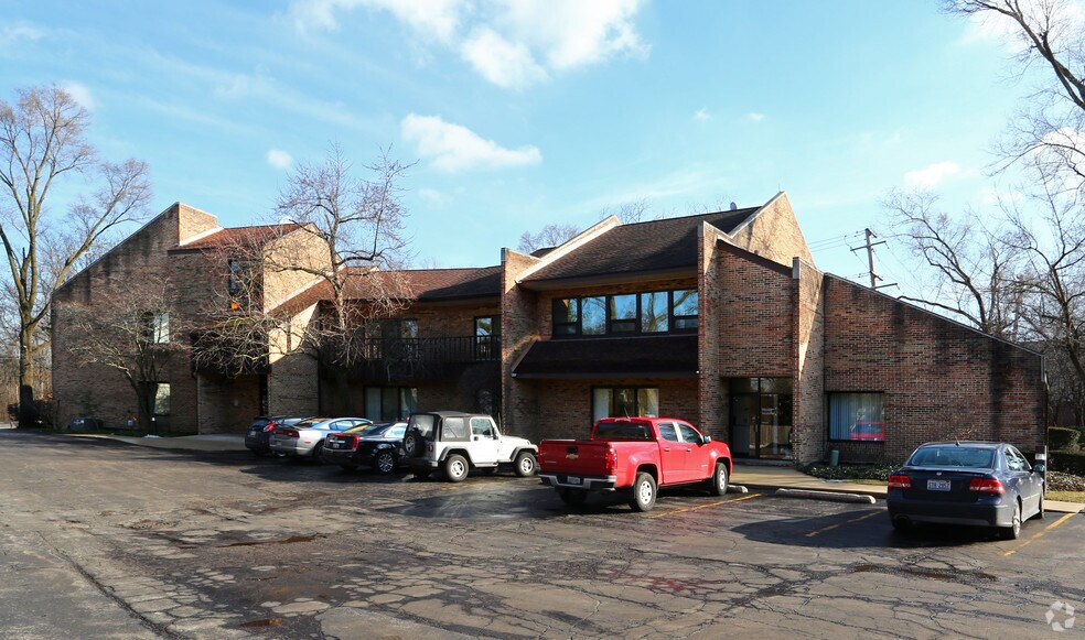 Primary Photo Of 501 W Ogden Ave, Hinsdale Medical For Sale