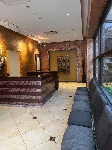 More Photos Of 1437 Highway 6, Sugar Land Medical For Lease