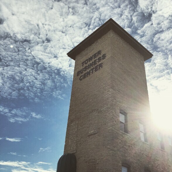 More Photos Of 28 S Water St, Batavia Office For Lease