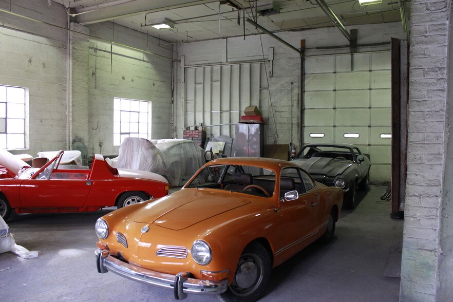 More Photos Of 53 Clifton Blvd, Clifton Truck Terminal For Sale