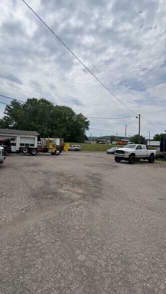 Primary Photo Of 349 Rt-57, Washington Auto Dealership For Lease