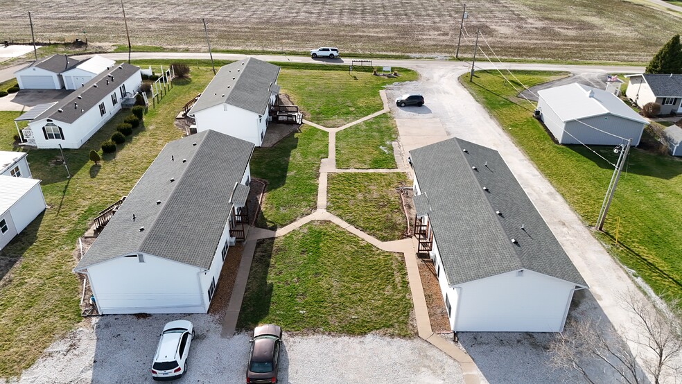 More Photos Of 219 S F St, La Harpe Manufactured Housing Mobile Home Park For Sale