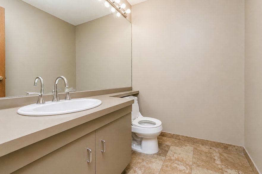 More Photos Of 154 26th St, Brooklyn Warehouse For Sale