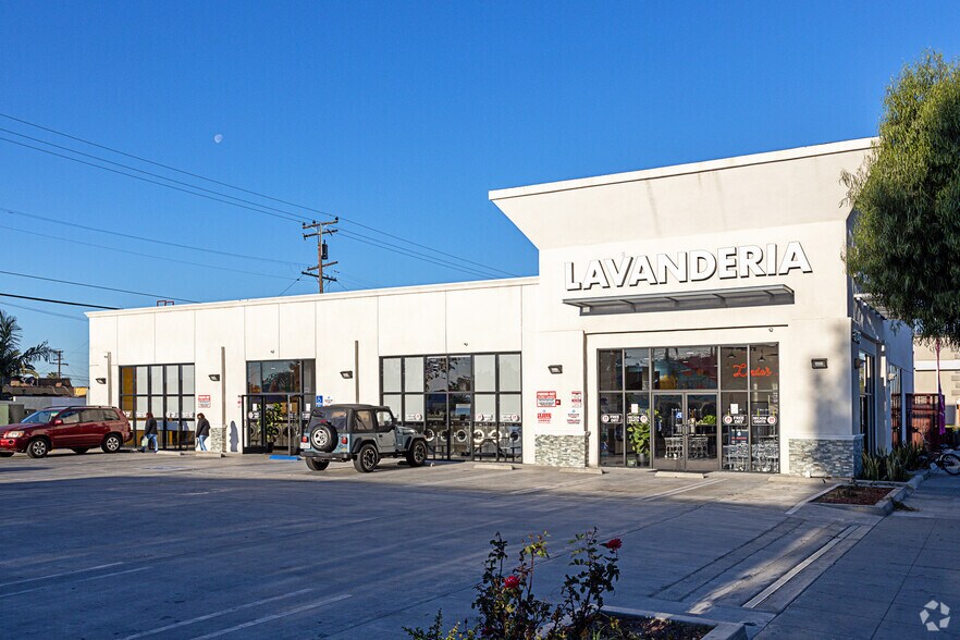 Primary Photo Of 3046 E Florence Ave, Huntington Park Freestanding For Sale