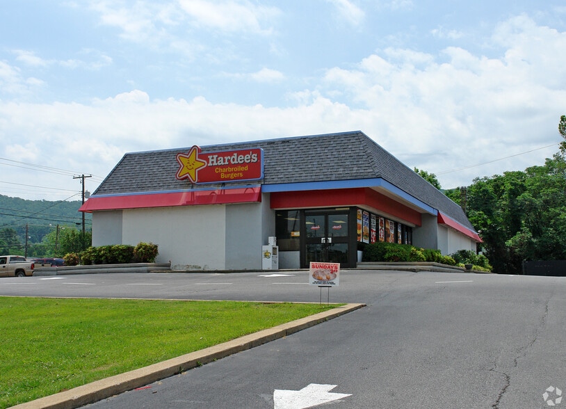 Primary Photo Of 320 Main St W, Sleepy Eye Fast Food For Sale