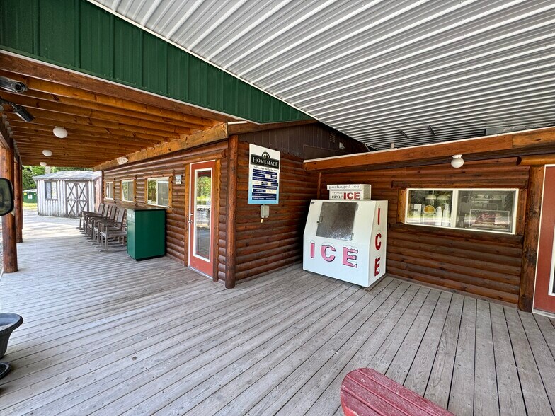 More Photos Of 482 N Sage Lake Rd, Hale Freestanding For Sale