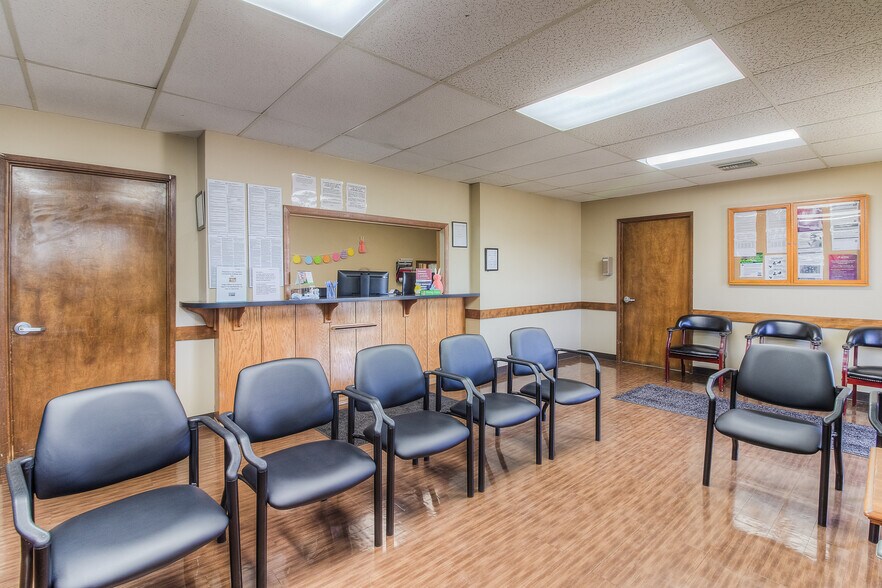 More Photos Of 2201 E Edison Rd, Sunnyside Office For Sale