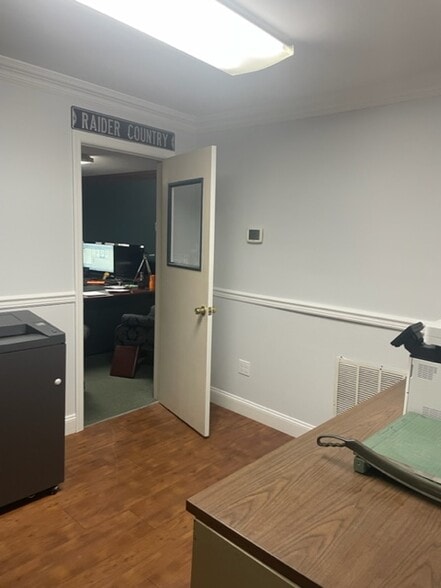 More Photos Of 280 W Main St, Sayville Office For Sale