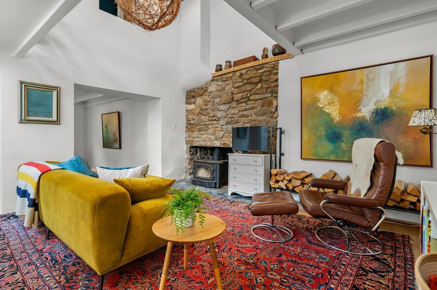 More Photos Of 4075 Branches Ln, Doylestown Flex For Sale