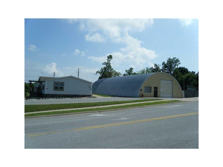 More Photos Of 4823 Har-ber Ave, Springdale Office For Sale