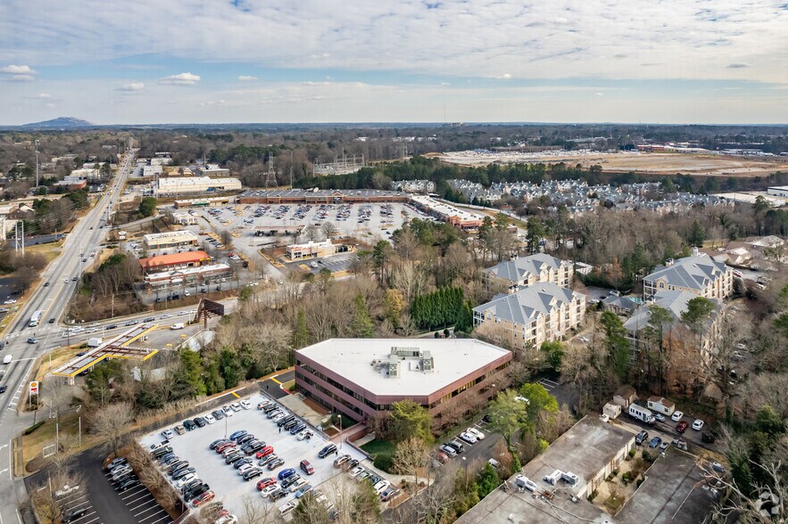 More Photos Of 2801 N Decatur Rd, Decatur Medical For Lease