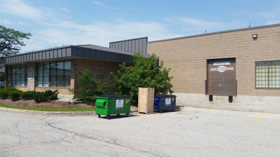 More Photos Of 3403 American Dr, Mississauga Service For Lease