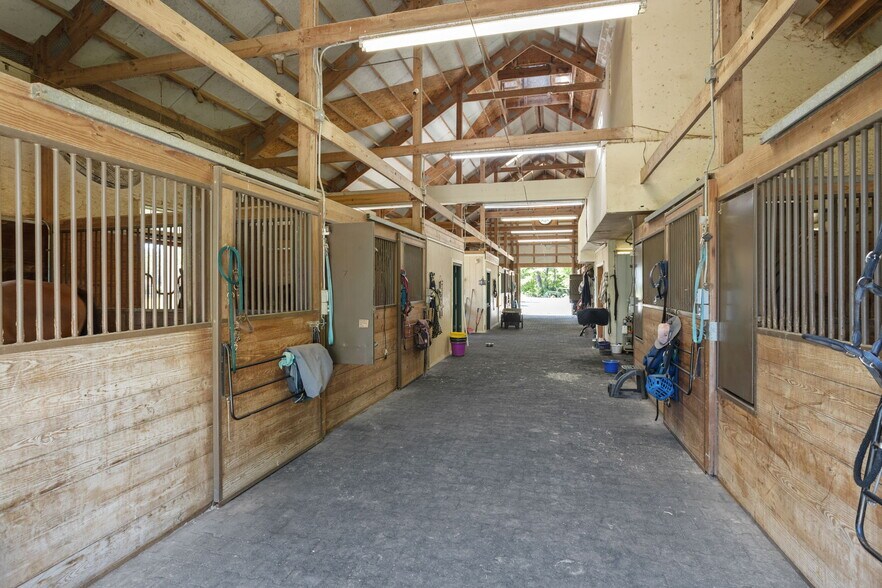 More Photos Of 299 McKelvey Rd, Pelzer Specialty For Sale