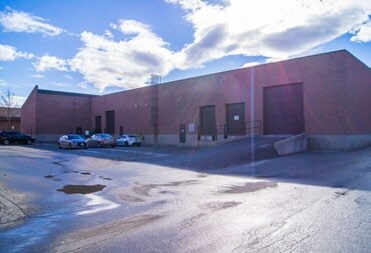 More Photos Of 6601 Kitimat Rd, Mississauga Showroom For Lease