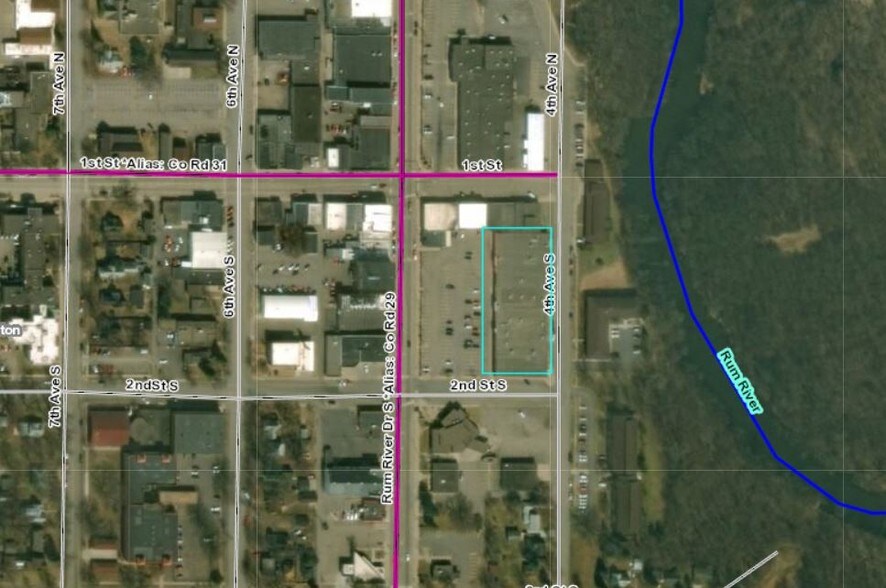 More Photos Of 110-114 S Rum River Dr, Princeton General Retail For Lease