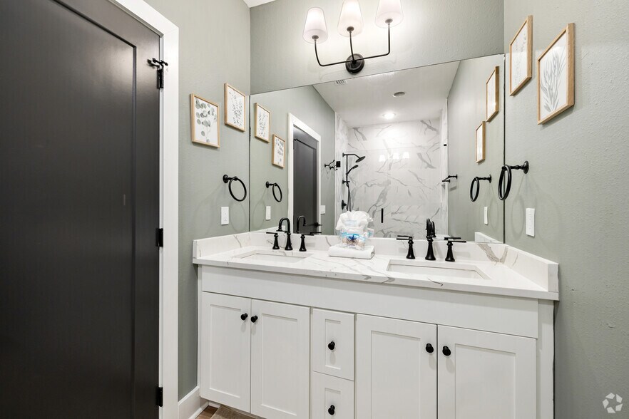 More Photos Of 2254 W Highway 98, Port Saint Joe Apartments For Sale