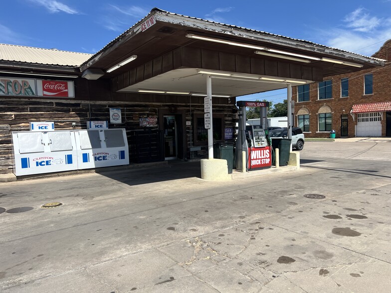 Primary Photo Of 801 E St, Snyder Service Station For Sale