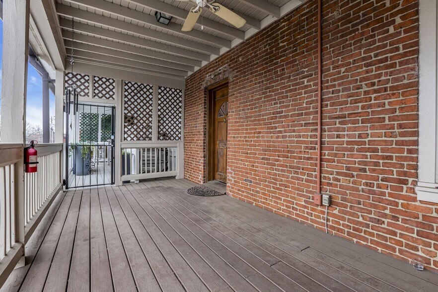 More Photos Of 424 Main St, Franklin General Retail For Sale