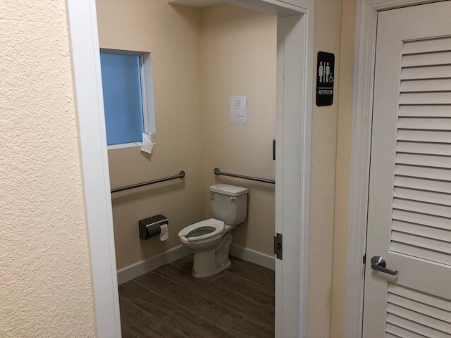 More Photos Of 101350 Overseas Hwy, Key Largo Office For Sale