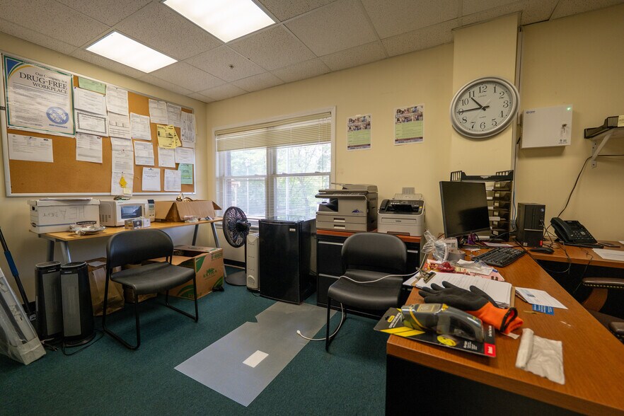 More Photos Of 144 John St, Lakewood Apartments For Sale