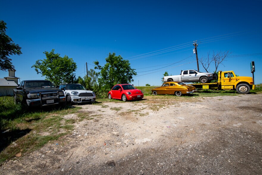 More Photos Of 7913 Highway 183 S, Austin Manufacturing For Sale