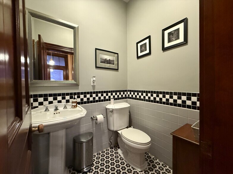 More Photos Of 25 Harvard St, Worcester Office For Lease