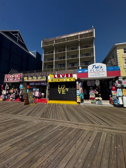 More Photos Of 107 Atlantic Ave, Ocean City General Retail For Sale