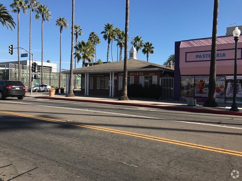 More Photos Of 300 S C St, Oxnard Coworking Space