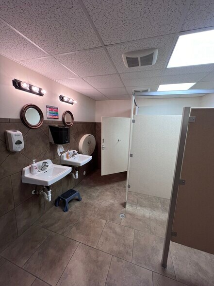 More Photos Of 9393 Old Highway 54, New Bloomfield Daycare Center For Sale