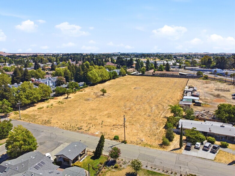 More Photos Of 1798 Blossom Ave, Fairfield Land For Sale