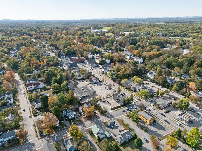 More Photos Of 10 Elm St, Gorham Office For Sale