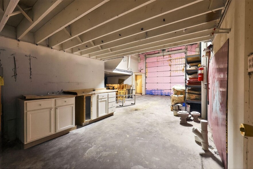 More Photos Of 7235-7241 Calumet Ave, Hammond Freestanding For Sale