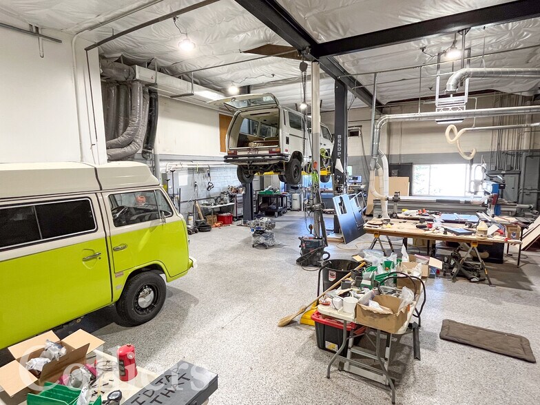 More Photos Of 5300 S 5th Ave, Pocatello Industrial For Sale
