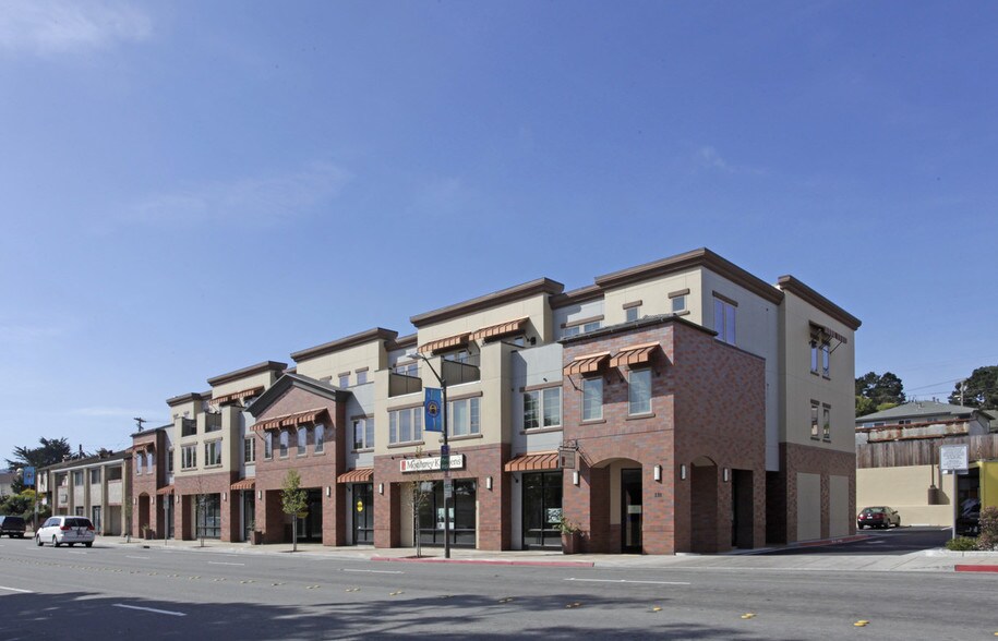 More Photos Of 131 Lighthouse Ave, Monterey Apartments For Lease