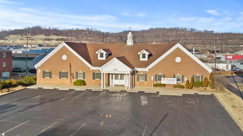 More Photos Of 1901 Winchester Ave, Ashland Office For Sale