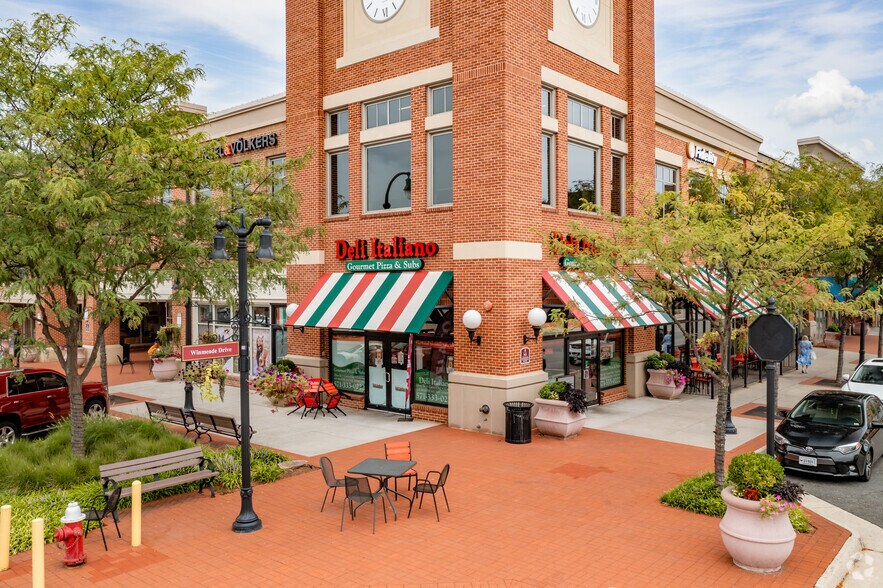 More Photos Of 19301-19329 Winmeade Dr, Leesburg Storefront Retail Office For Lease