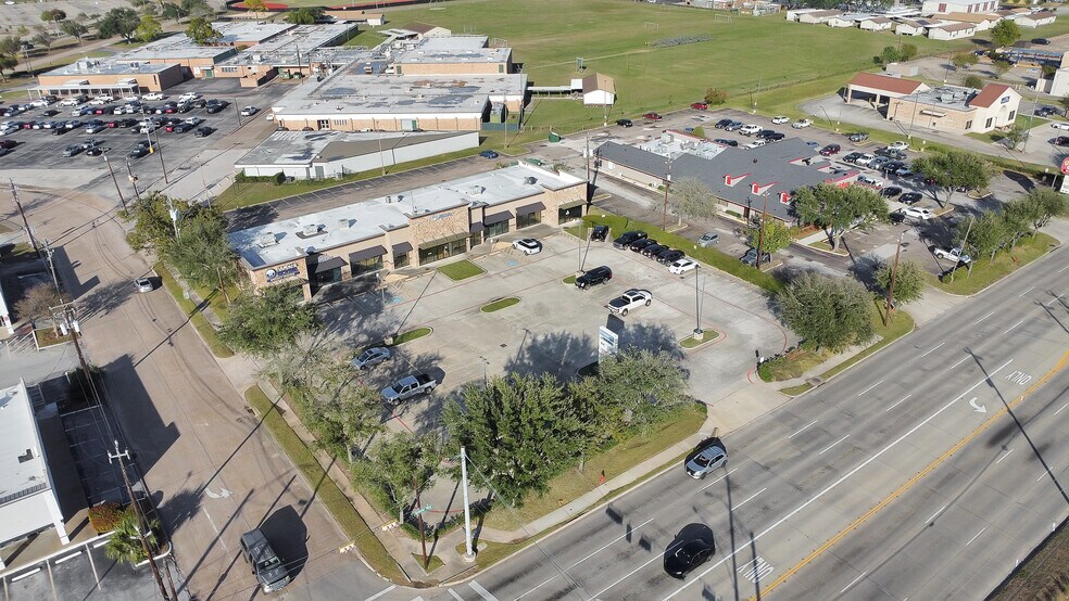 Primary Photo Of 4001 Spencer Hwy, Pasadena Unknown For Lease