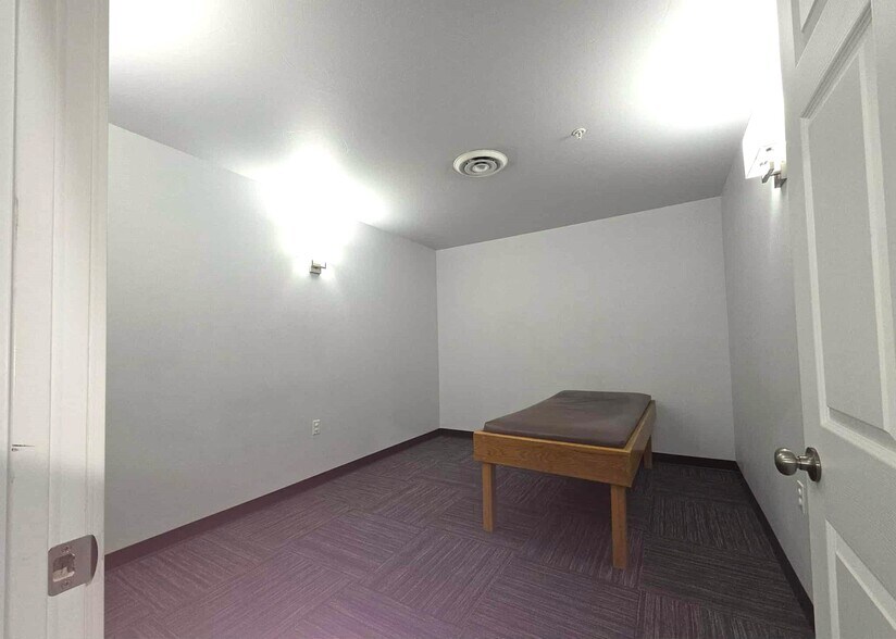 More Photos Of 3745 Harrison Ave, Butte Storefront For Lease