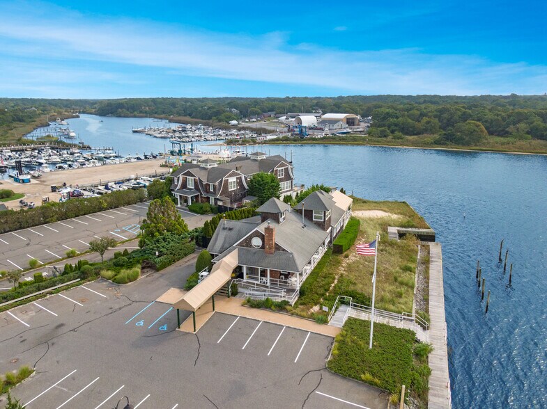 More Photos Of 56-58 S Bay Ave, Eastport Restaurant For Sale