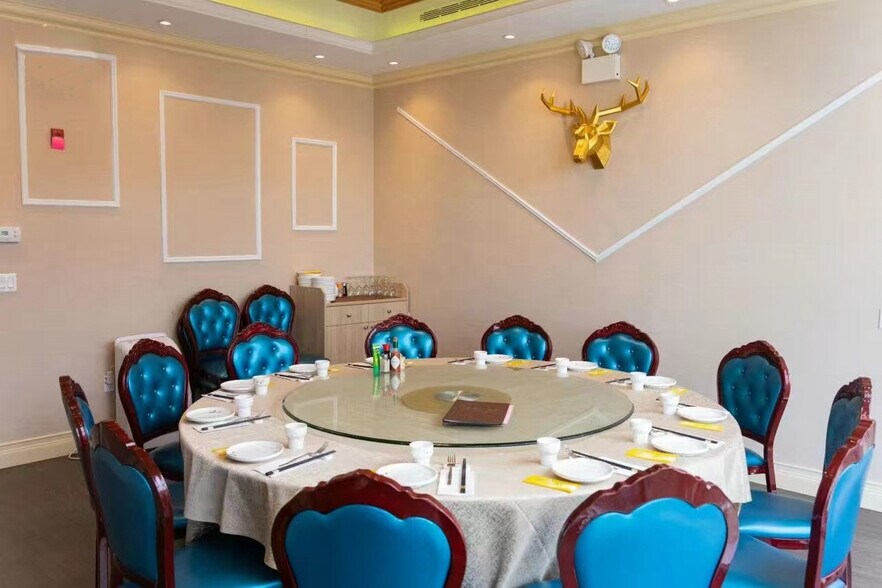 More Photos Of 20-07 127th St, College Point Hotel For Lease