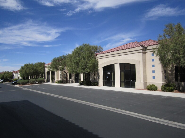 More Photos Of 3660 N Rancho Dr, Las Vegas Office For Lease