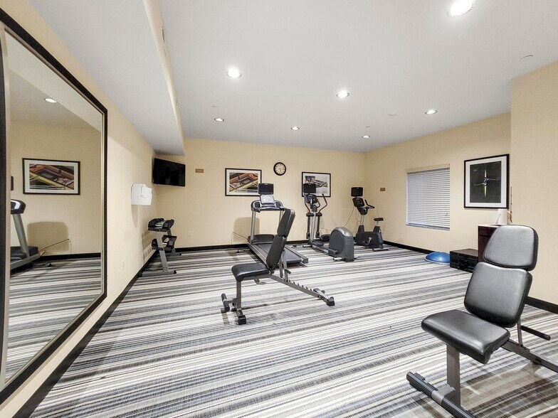 More Photos Of 1220 E Douglas Rd, Granger Hotel For Sale