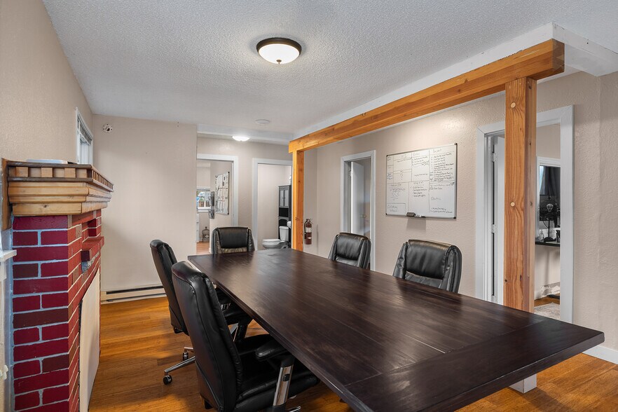 More Photos Of 320 W Alder St, Shelton Office Residential For Sale