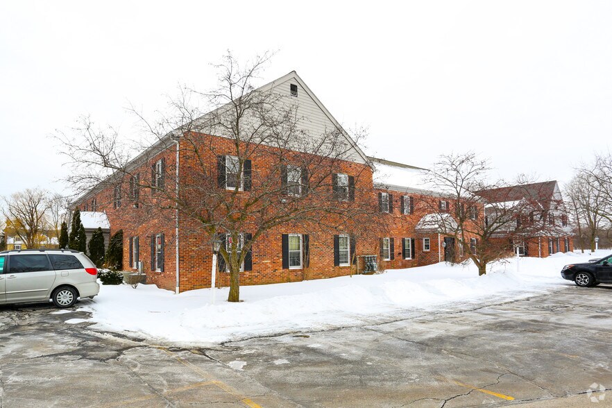 More Photos Of 10144 N Port Washington Rd, Mequon Loft Creative Space For Lease